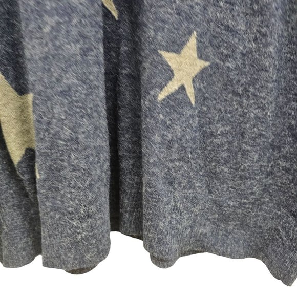 Color Eighteen Womens Sweater, blue sweater with gray stars in Size M - Picture 5 of 9